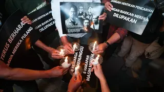 Jurnalis Doa Bersama untuk 5 Pewarta Foto Hilang di Selat Sunda