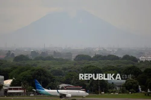 Erupsi Gunung Anak Krakatau, Kemenhub Pastikan Operasional Bandara Berjalan Normal