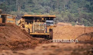 Tak Mau Lagi Sekadar Gali dan Jual, MIND ID Kejar Industrialisasi Tambang